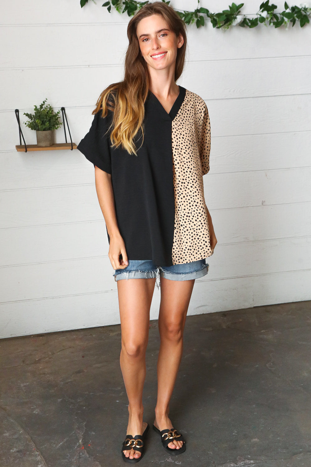 Black & Leopard Print Color Block V Neck Crepe Top