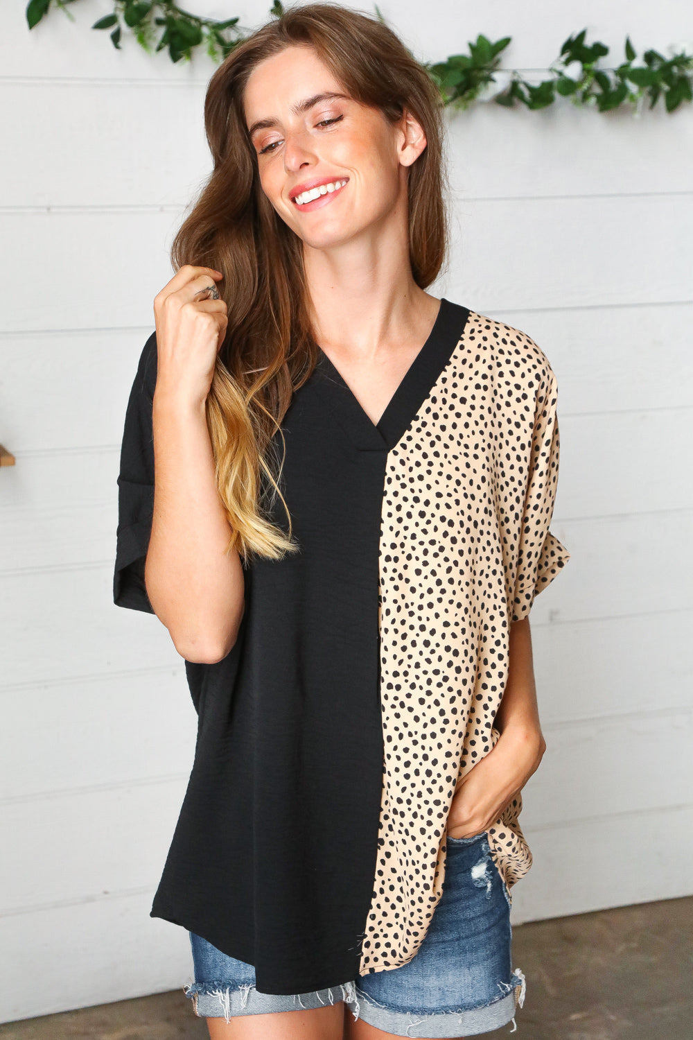 Black & Leopard Print Color Block V Neck Crepe Top