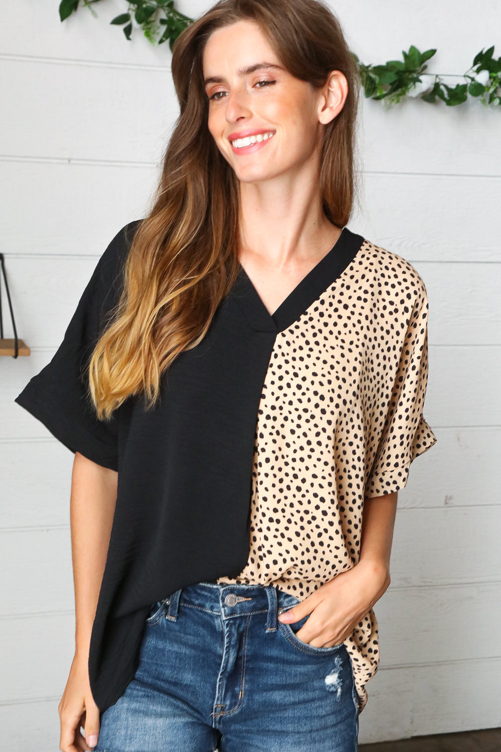 Black & Leopard Print Color Block V Neck Crepe Top