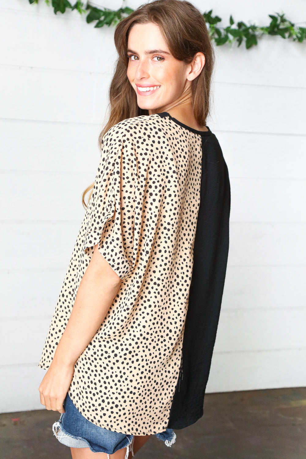 Black & Leopard Print Color Block V Neck Crepe Top