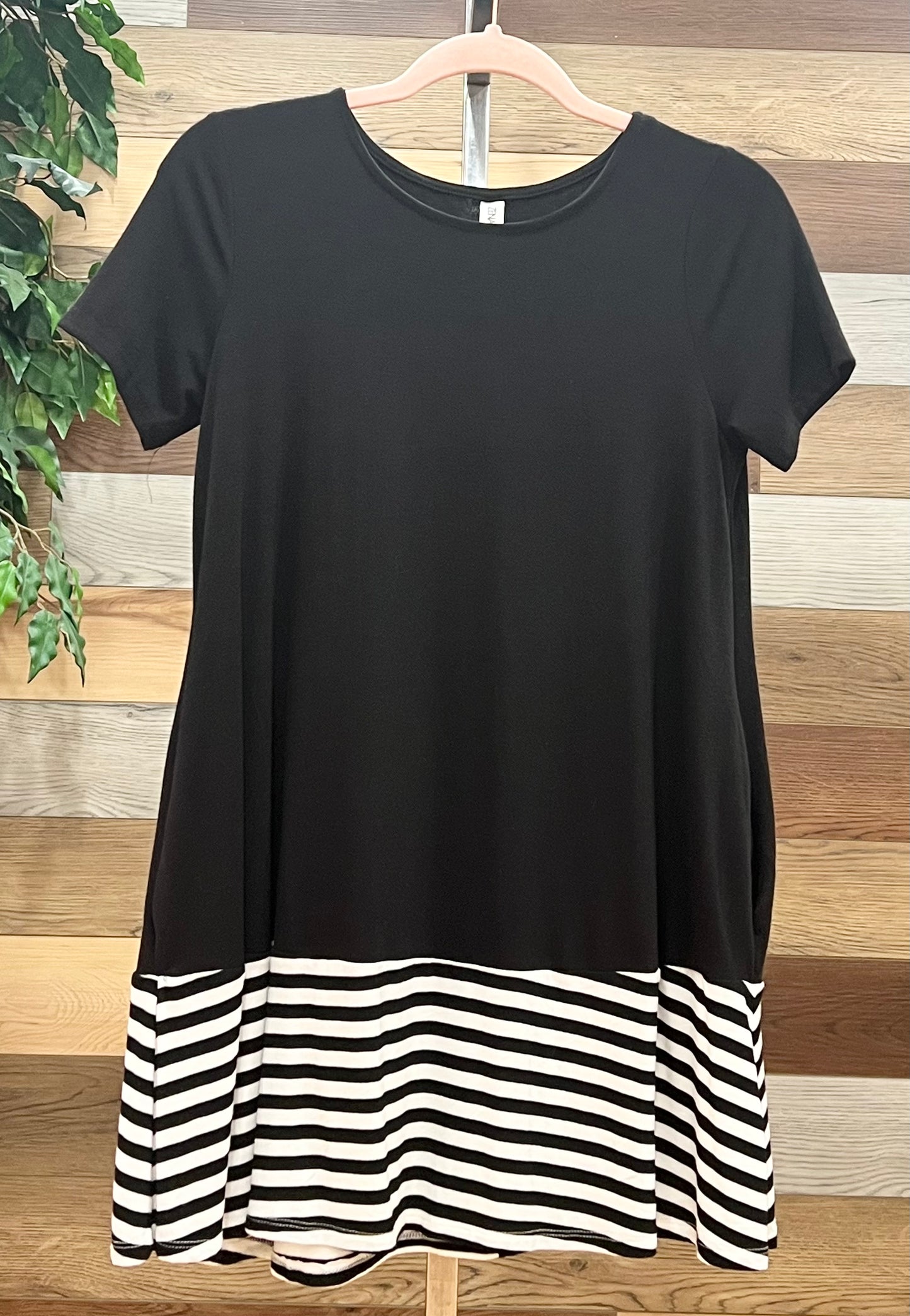 Stripe Bottom Tee with Pockets!