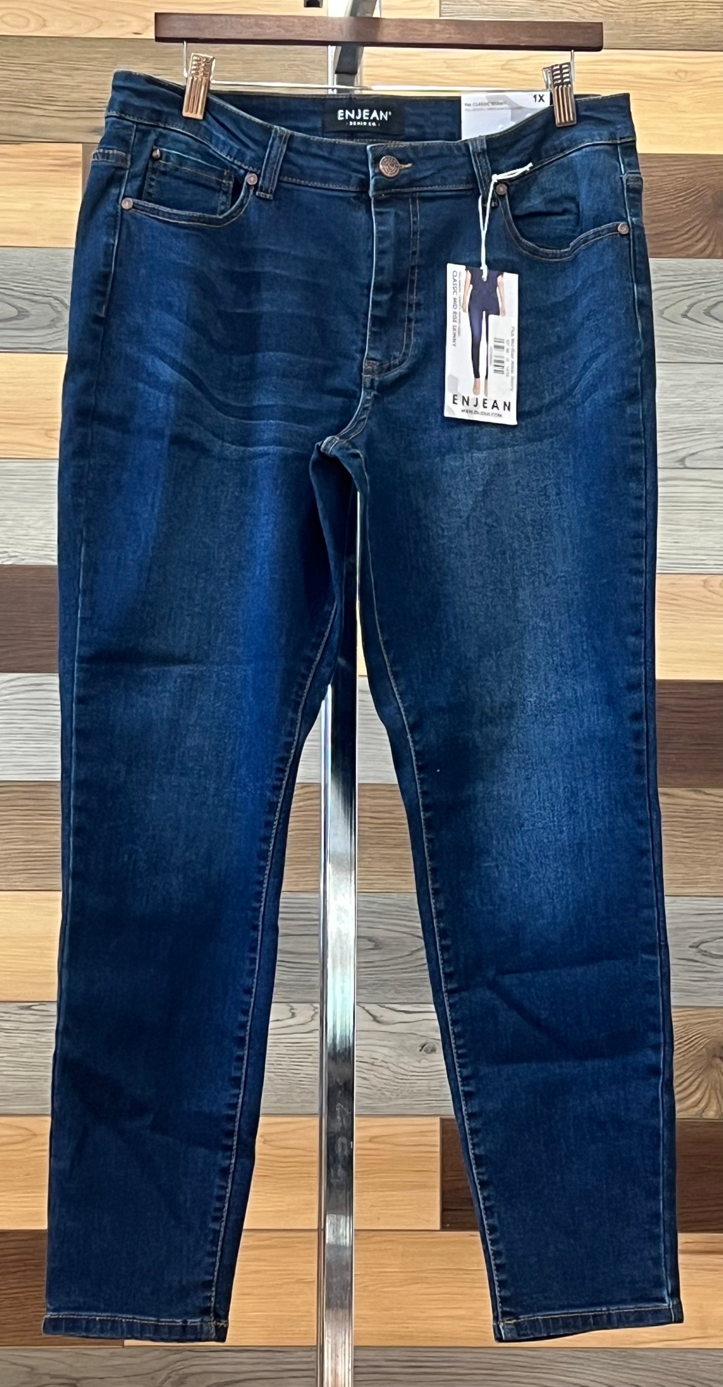 Plus Classic Mid-Rise Ankle Skinny