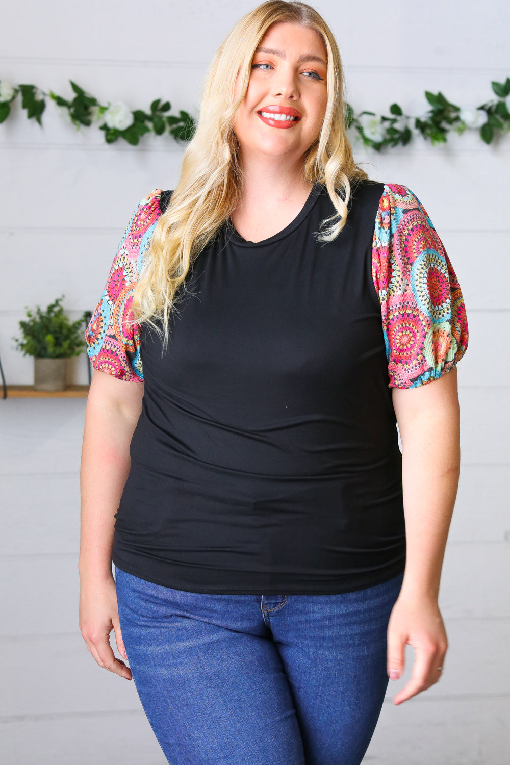 Black Kaleidoscope Print Thermal Puff Sleeve Top