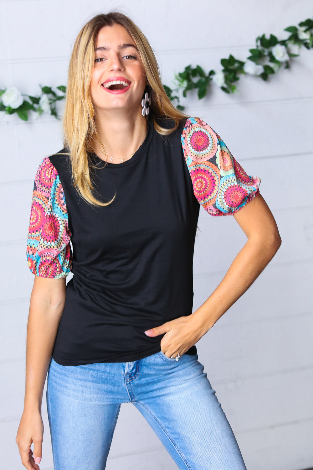 Black Kaleidoscope Print Thermal Puff Sleeve Top