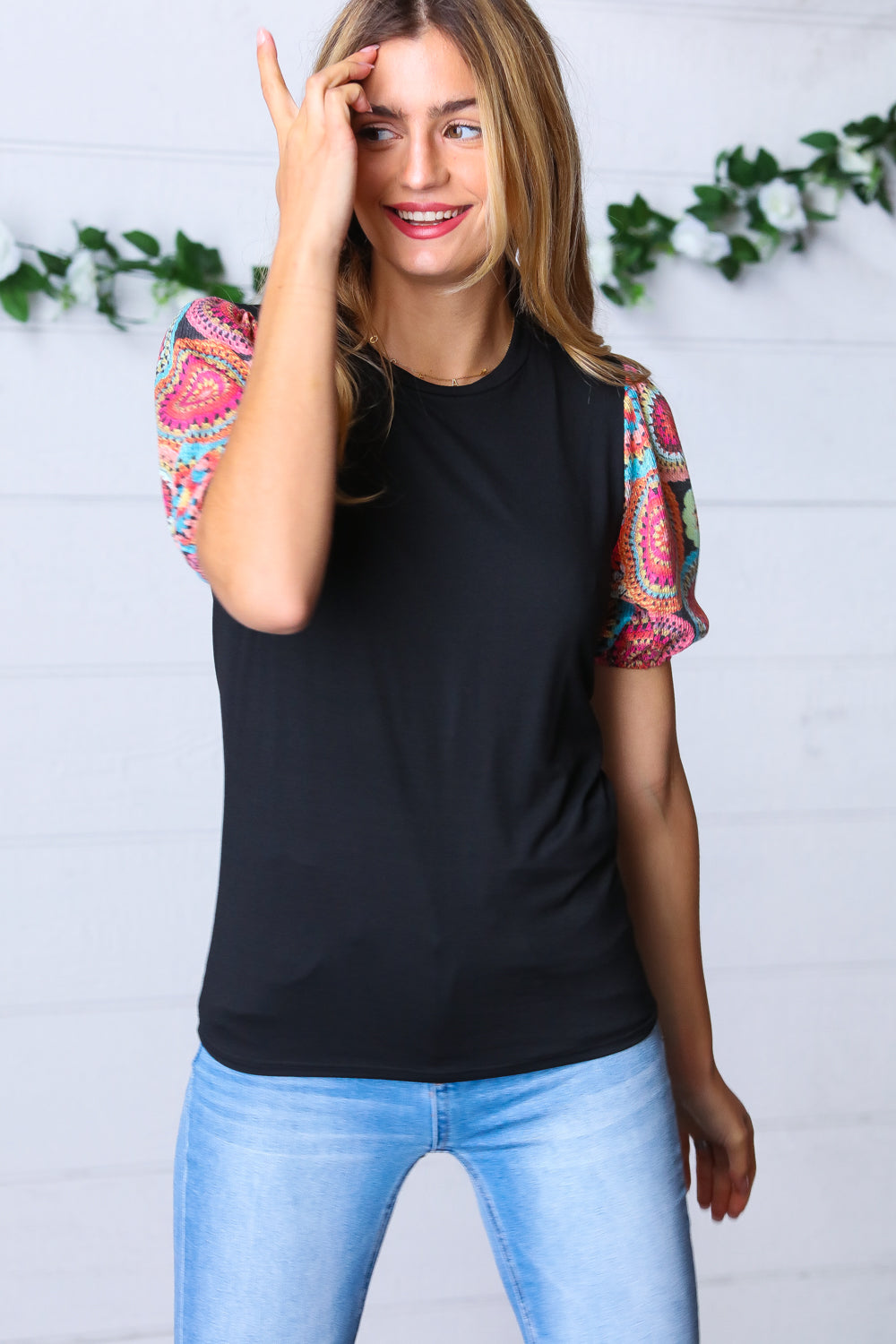 Black Kaleidoscope Print Thermal Puff Sleeve Top