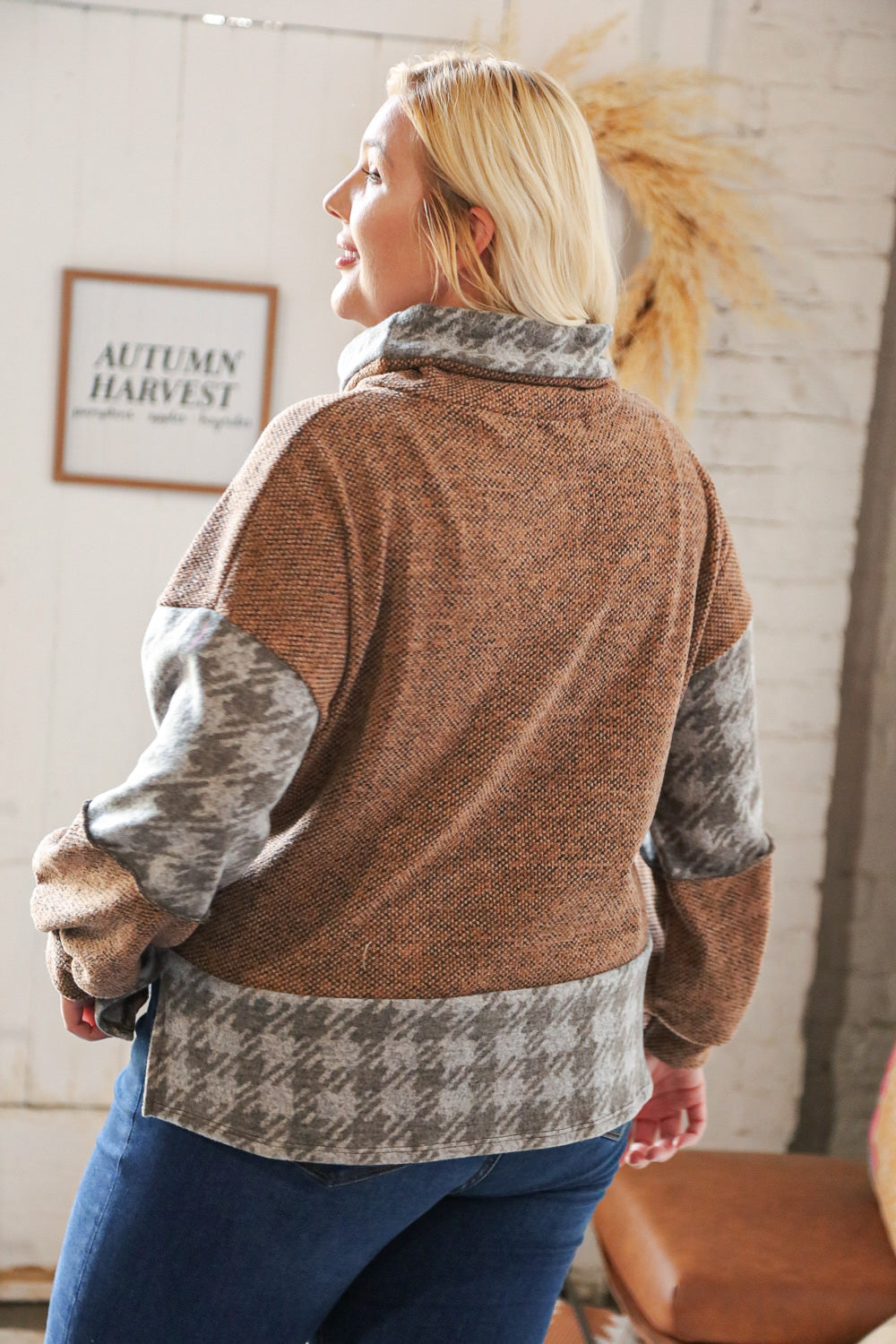 Taupe Two-Tone Bushed Hacci Houndstooth Turtle Neck