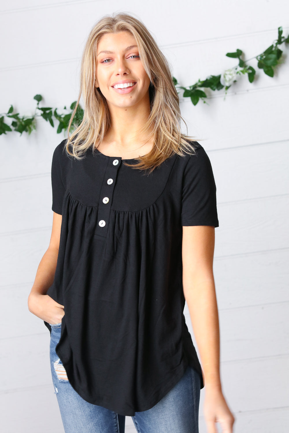 Black Dolphin Hem Shell Button Down Top