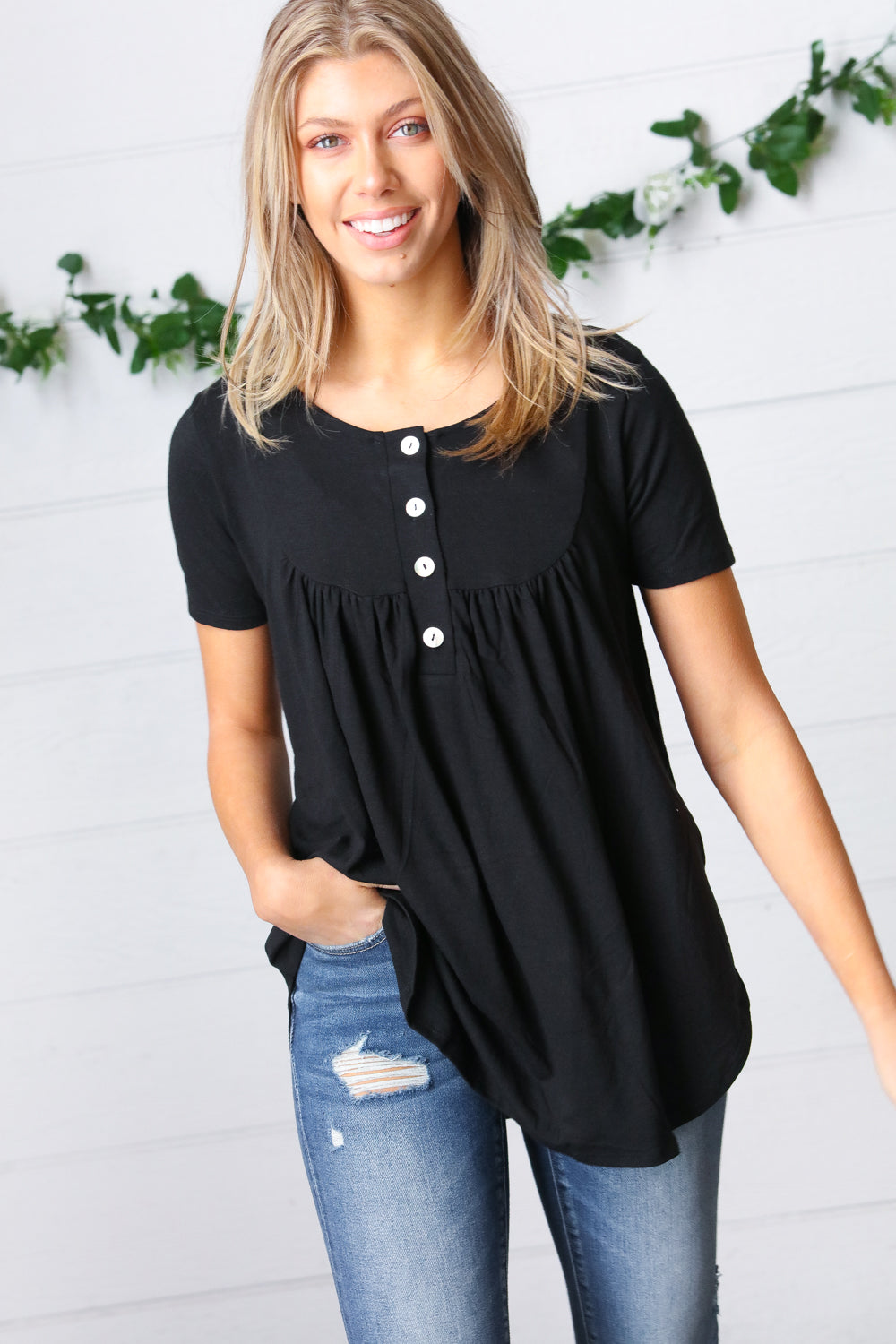 Black Dolphin Hem Shell Button Down Top