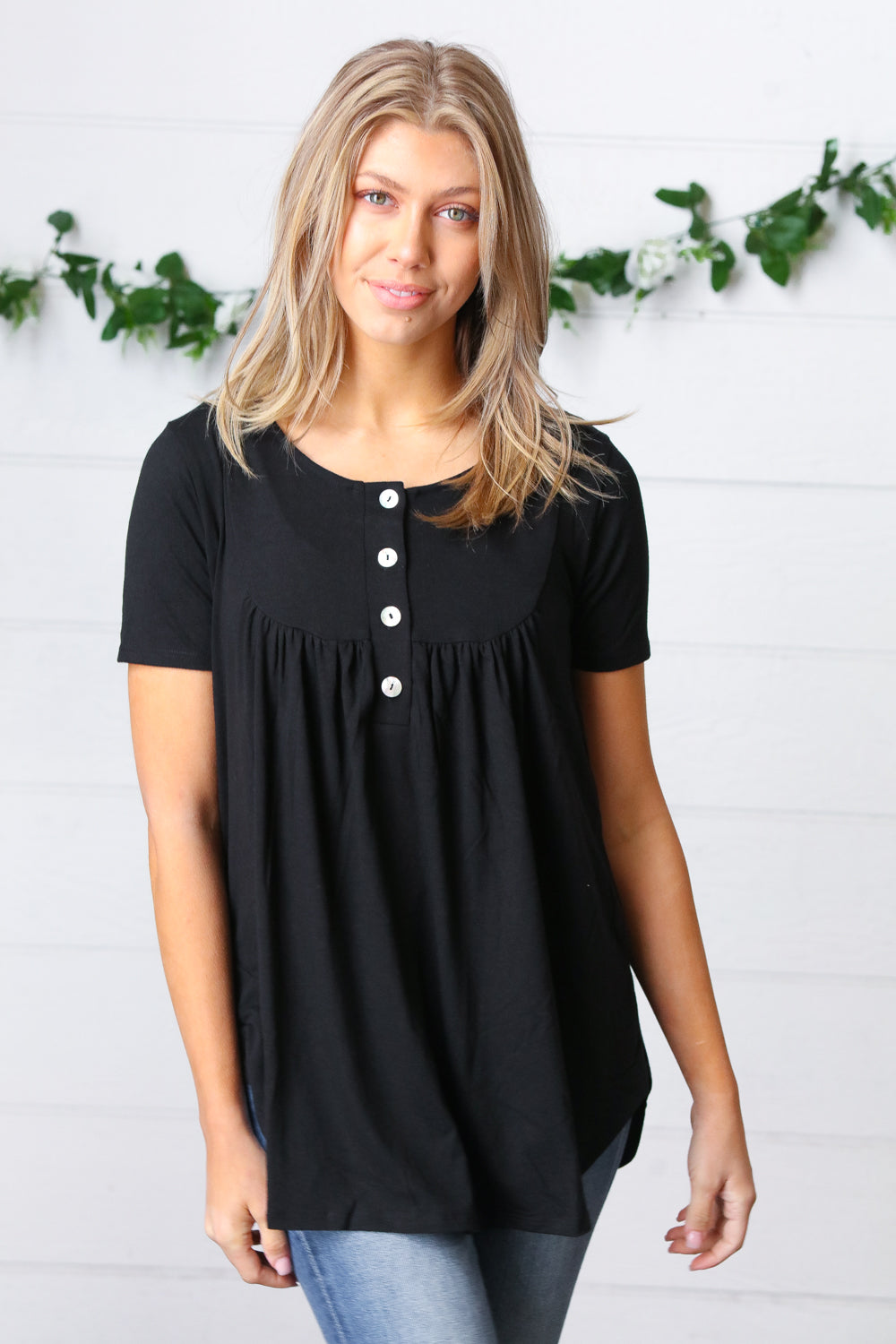 Black Dolphin Hem Shell Button Down Top