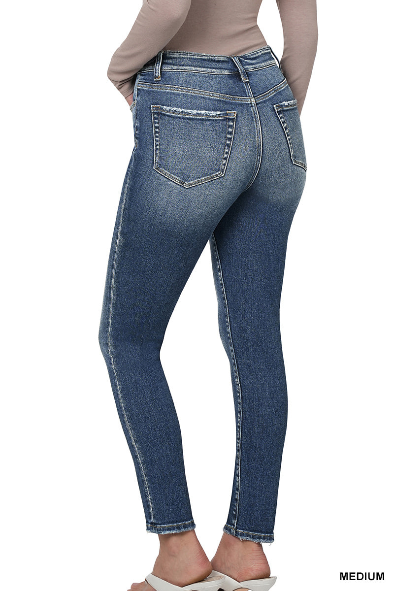 MEDIUM WASH HIGH RISE ANKLE SKINNY DENIM PANTS