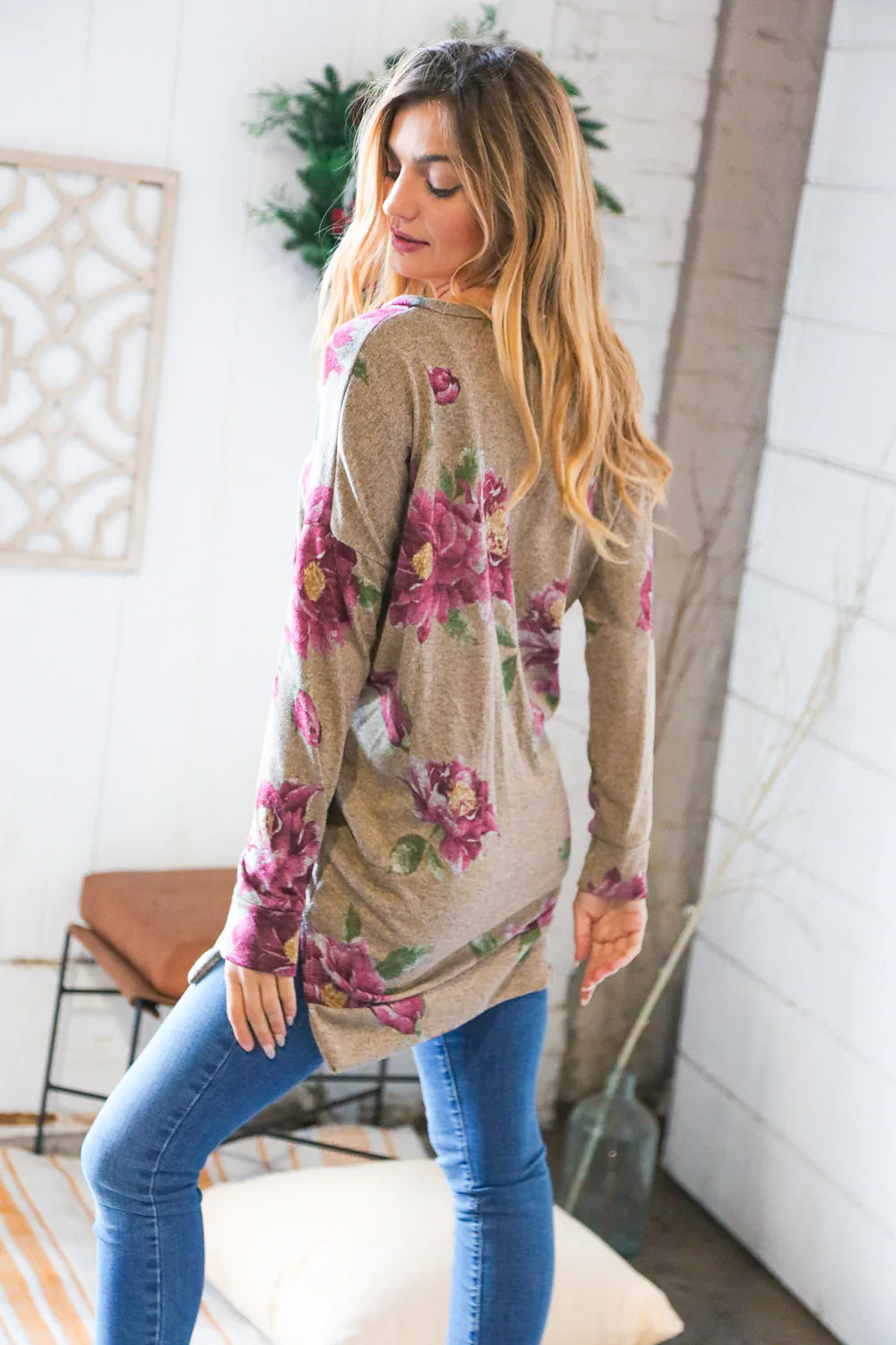 DARK FLORAL PRINT TUNIC TOP