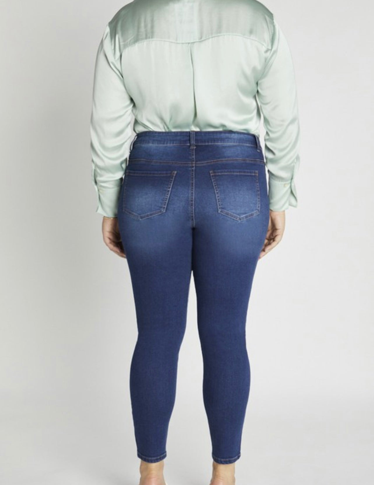 Plus Classic Mid-Rise Ankle Skinny
