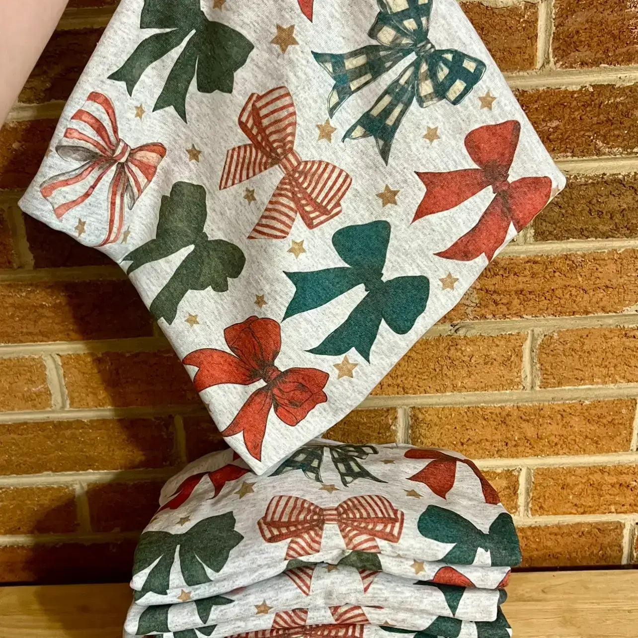 Coquette Bow Christmas Graphic Tee