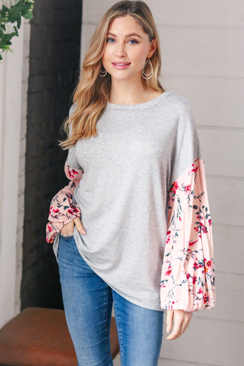 Grey Floral Crinkle Woven Bubble Sleeve Terry Top