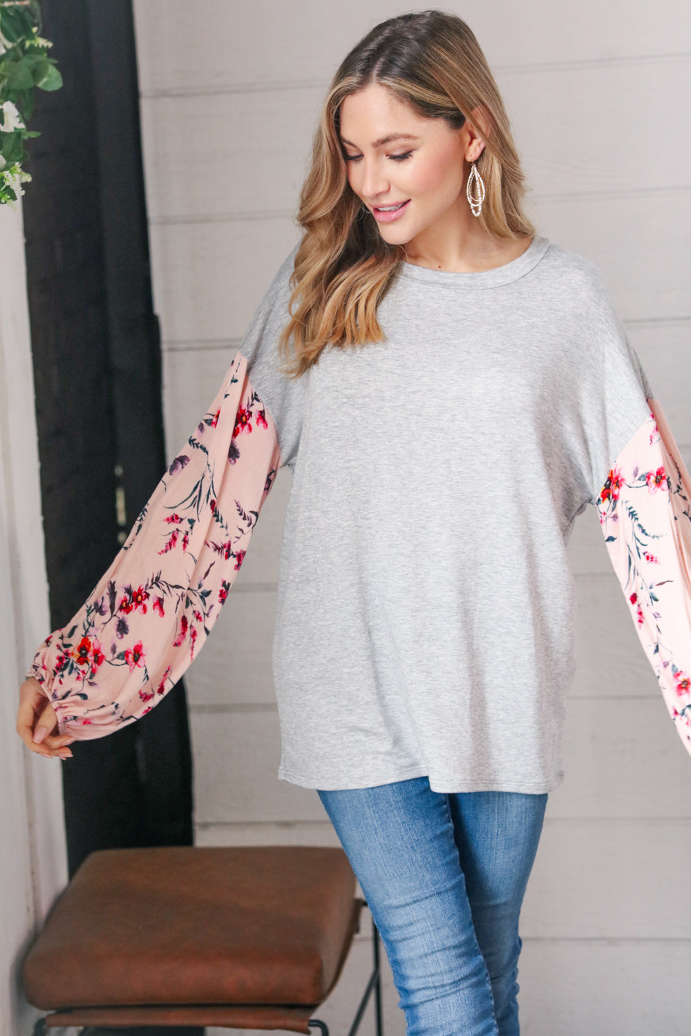Grey Floral Crinkle Woven Bubble Sleeve Terry Top