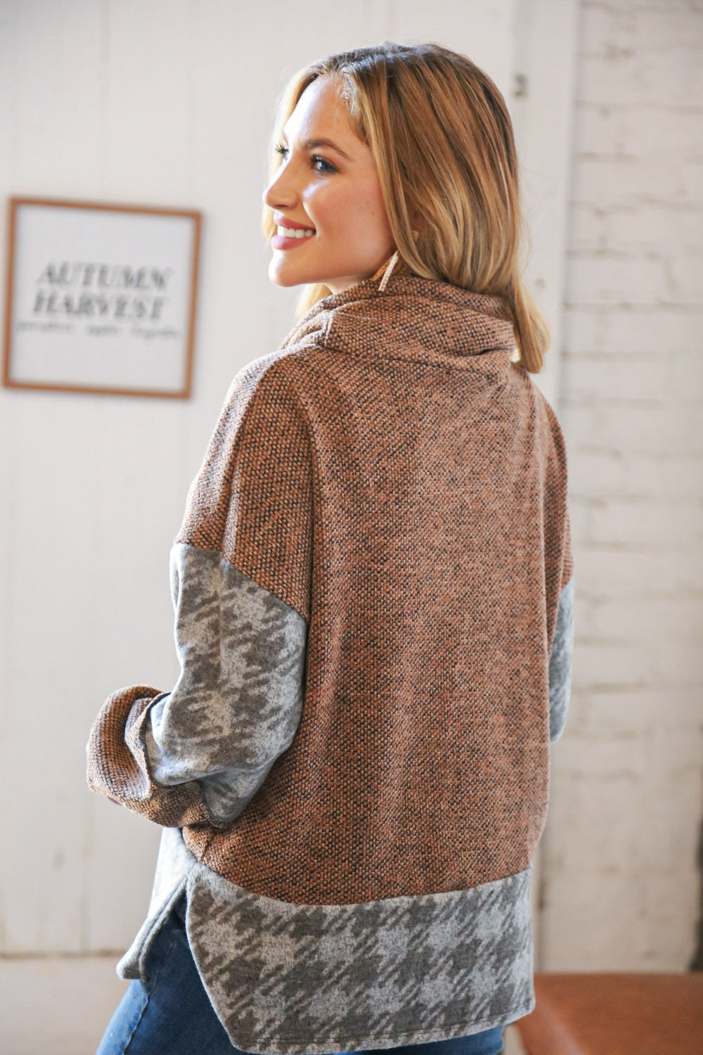 Taupe Two-Tone Bushed Hacci Houndstooth Turtle Neck