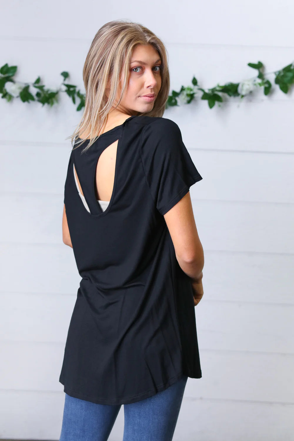 PLUS SOLID BLACK, BACK DESIGN TOP