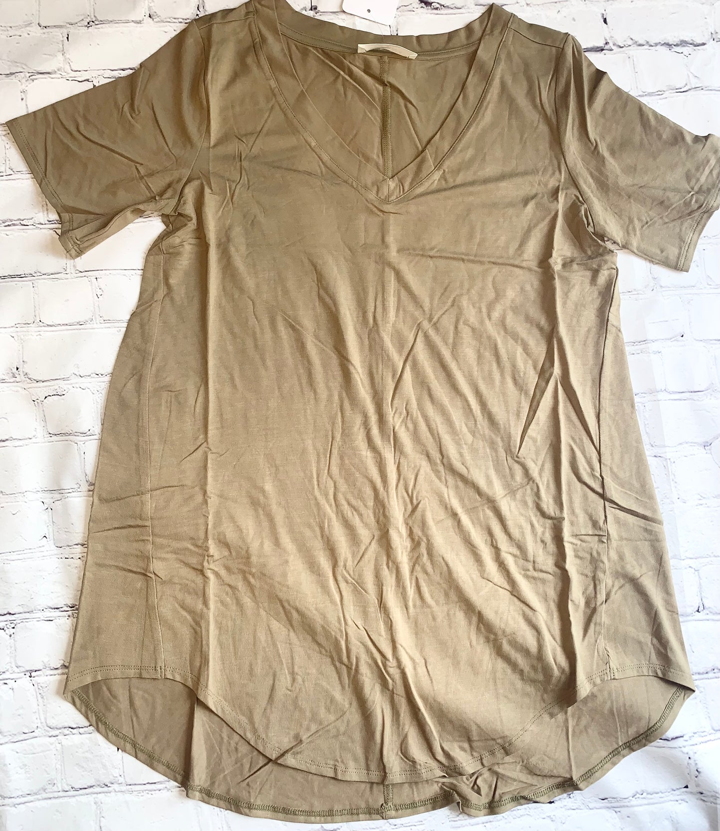 Ash Mocha Short Sleeve V-Neck Hi-Low Tee