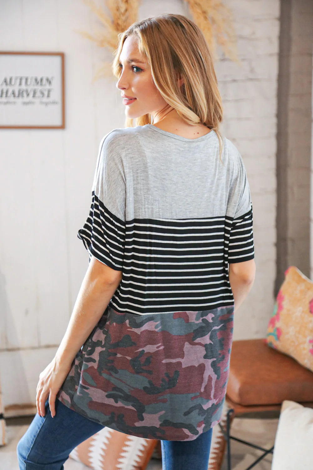 HEATHER GREY STRIPE & CAMO COLOR BLOCK DESIGN TOP